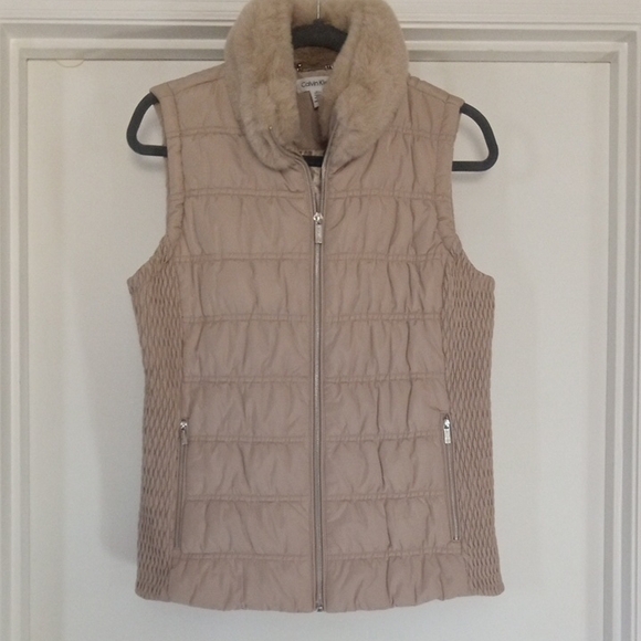 Calvin Klein Jackets & Blazers - Women's Calvin Klein Beige Tan Fur Collar Puffer Vest